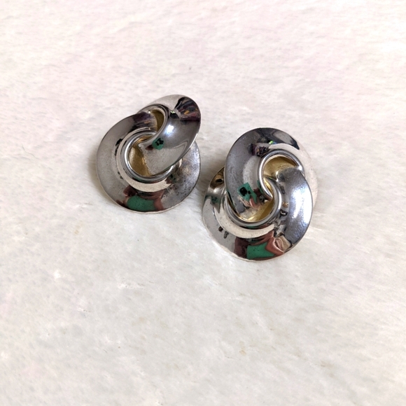 Jewelry - Vintage 80's Silvertone Knot Clip Earrings